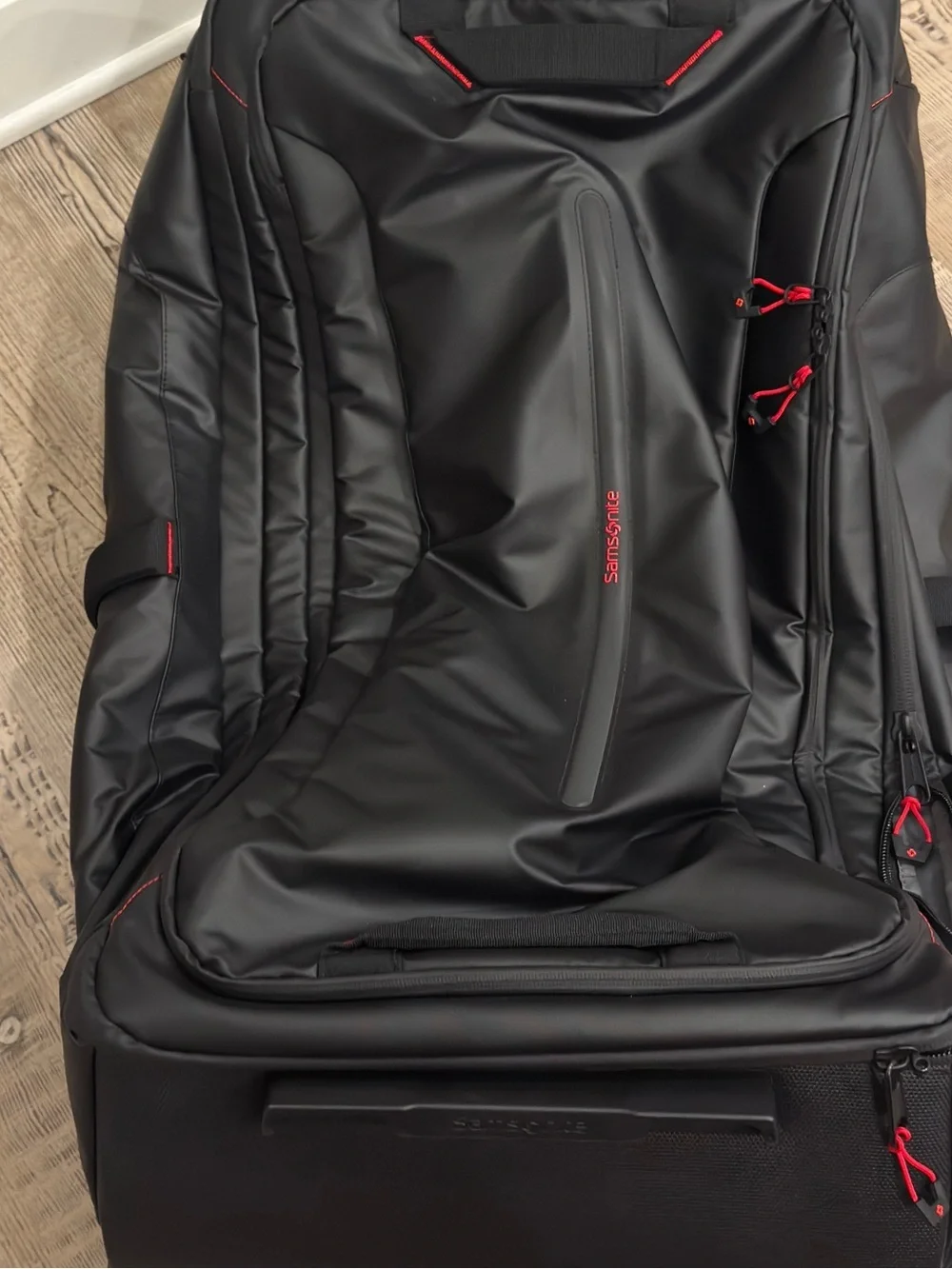 Samsonite ECODIVER LARGE WHEELED DUFFEL Black Duffel luggage travel bag